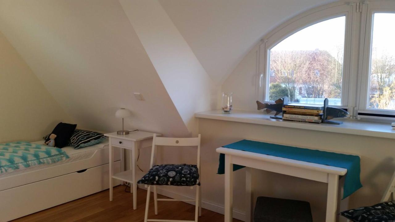 Reetdachhaeuser Boergerende Esterno foto