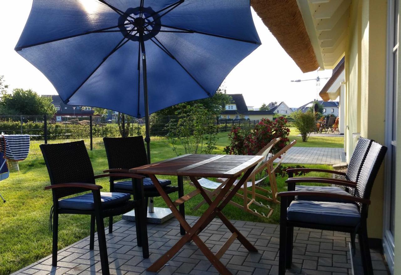 Reetdachhaeuser Boergerende Esterno foto