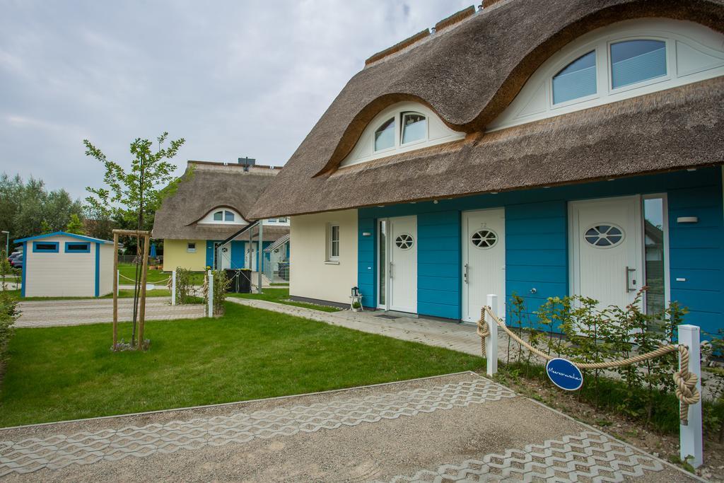 Reetdachhaeuser Boergerende Esterno foto