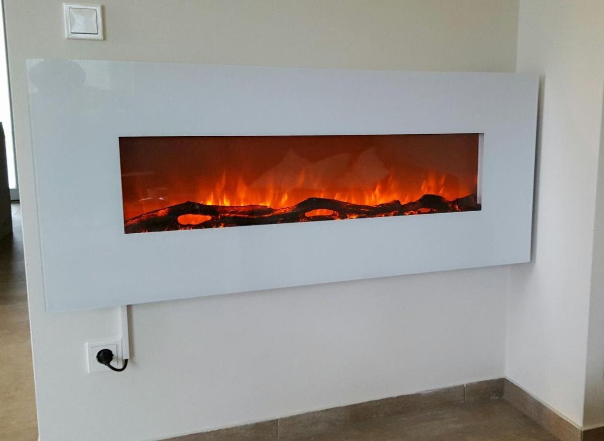 Reetdachhaeuser Boergerende Esterno foto